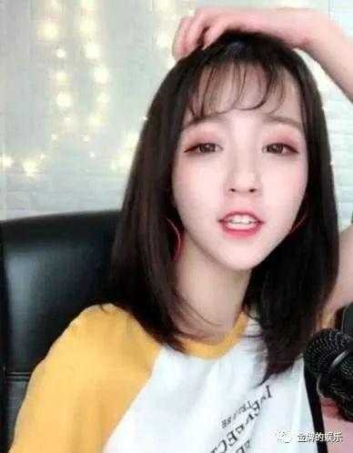 抖音娱乐圈吃瓜群,揭秘明星幕后故事，带你领略八卦风云